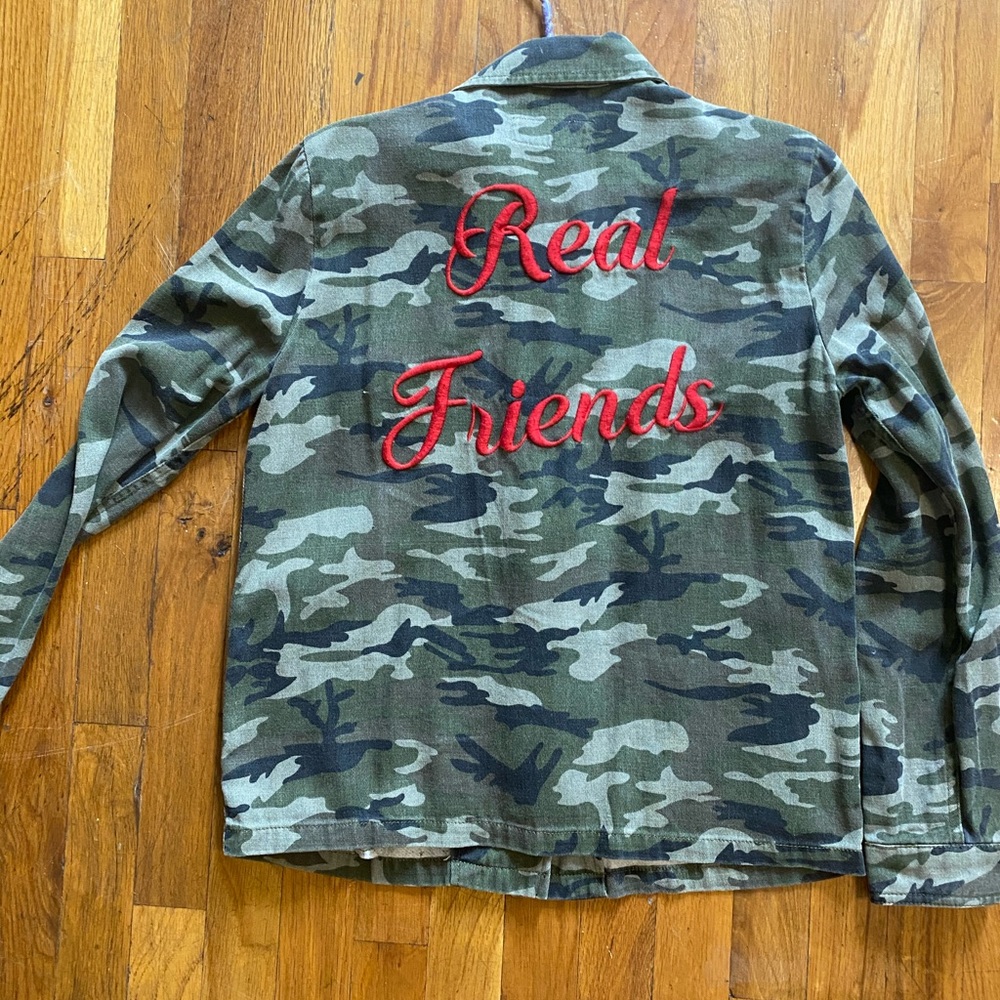 Cute embroidered Camo Shirt